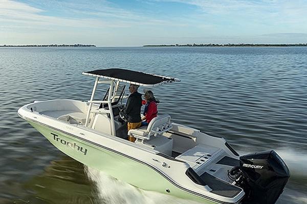 Slide: The Image of Bayliner T22CC 2021 - 3
