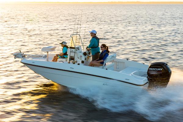 Slide: The Image of Bayliner Trophy 18 Element 2023 - 0