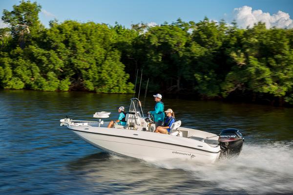 Slide: The Image of Bayliner Trophy 18 Element 2023 - 1