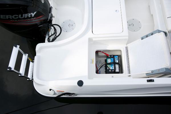 Slide: The Image of Bayliner Trophy 18 Element 2023 - 3