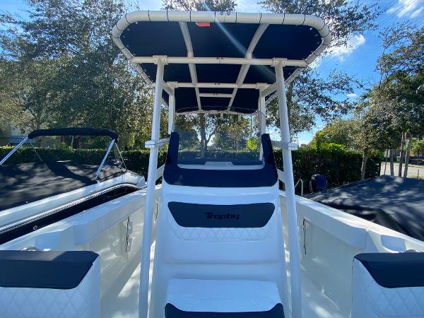 Slide: The Image of Bayliner Trophy 20 CX 2022 - 7