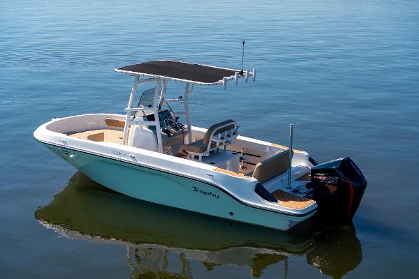 Slide: The Image of Bayliner Trophy 20 CX 2024 - 1