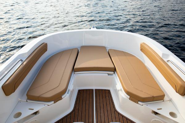 Slide: The Image of Bayliner TROPHY 22 CX 2023 - 5