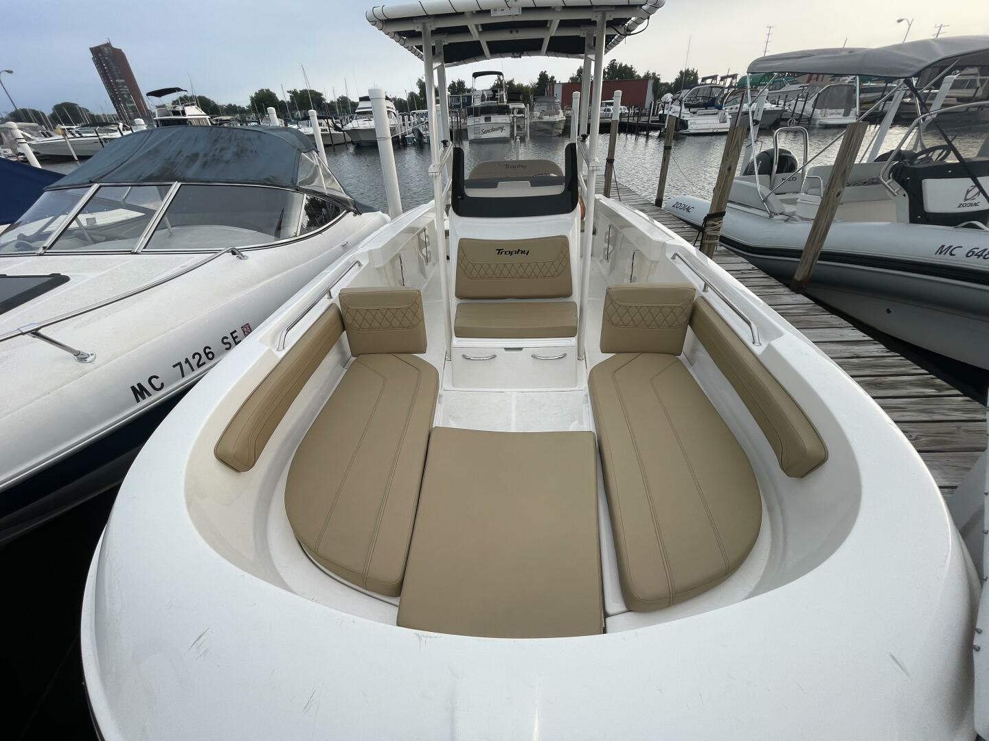 Slide: The Image of Bayliner Trophy T22 Center Console 2023 - 4802721