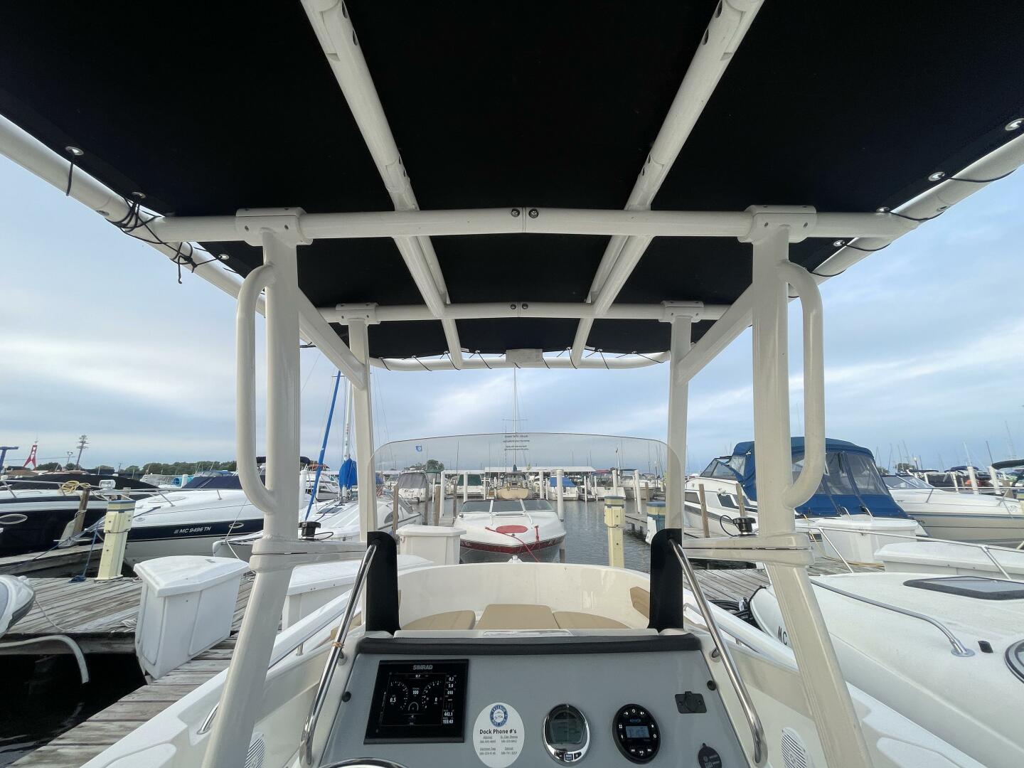 Slide: The Image of Bayliner Trophy T22 Center Console 2023 - 4802734