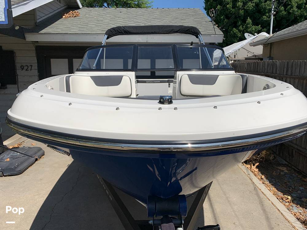 Slide: The Image of Bayliner VR4 2021 - 14633301