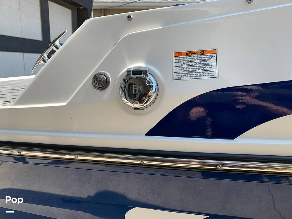 Slide: The Image of Bayliner VR4 2021 - 14633321