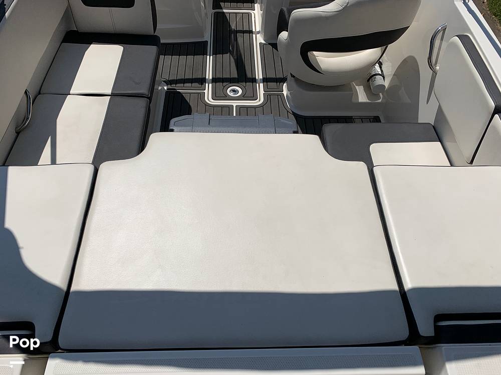 Slide: The Image of Bayliner VR4 2021 - 14633383