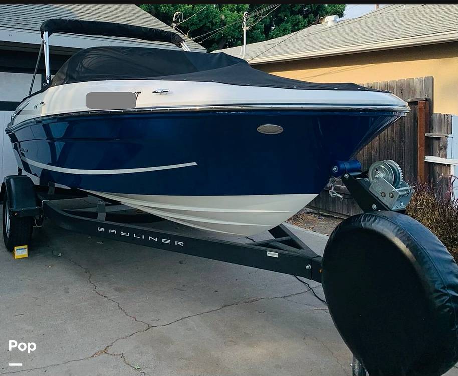 Slide: The Image of Bayliner VR4 2021 - 14633614