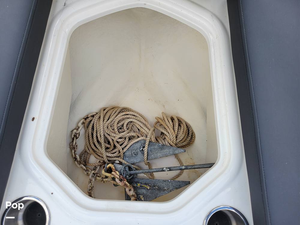 Slide: The Image of Bayliner VR4 2021 - 31