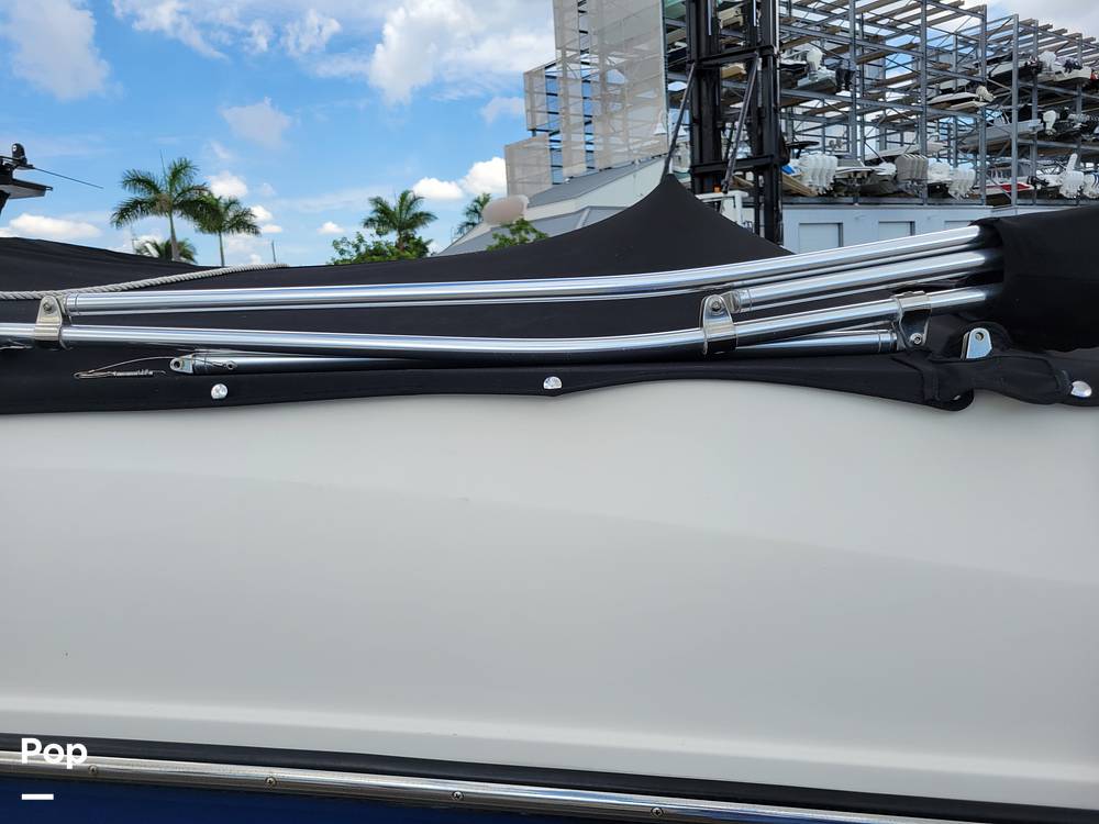 Slide: The Image of Bayliner VR4 2021 - 57