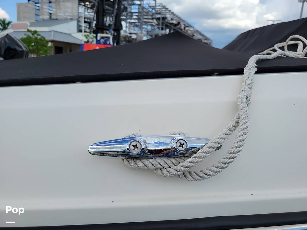 Slide: The Image of Bayliner VR4 2021 - 60