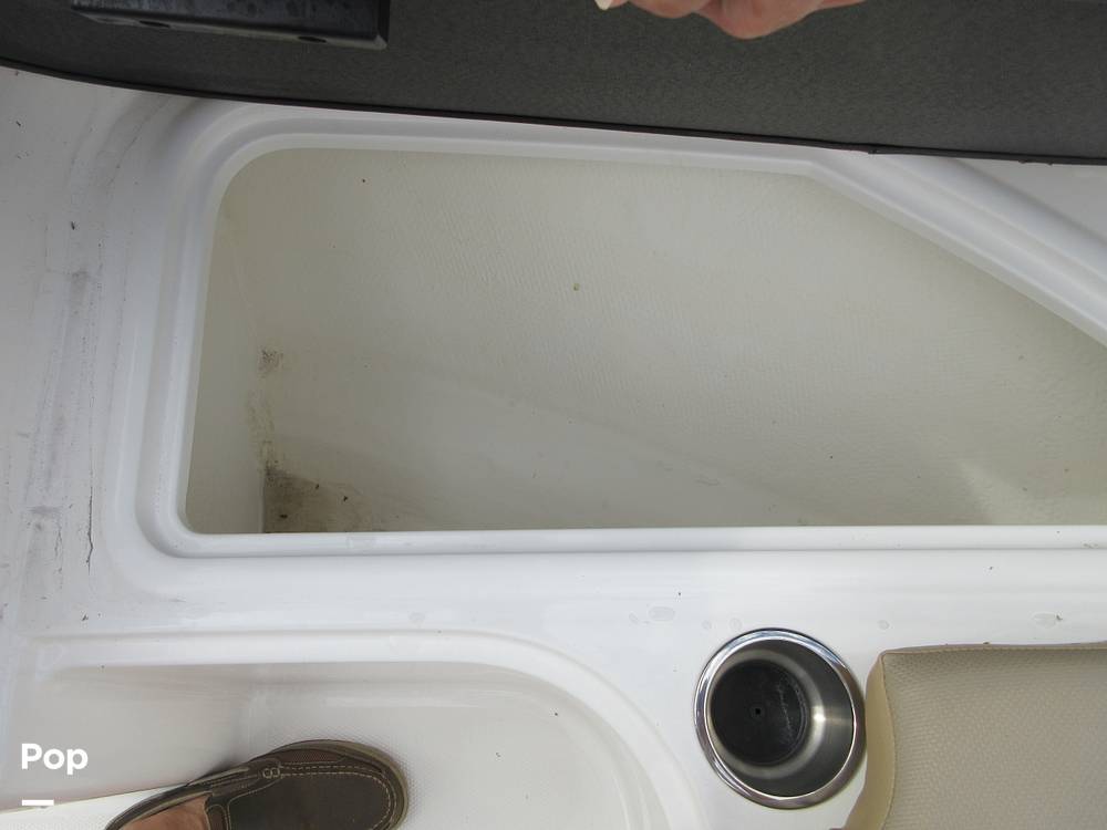 Slide: The Image of Bayliner VR4 2024 - 15451924