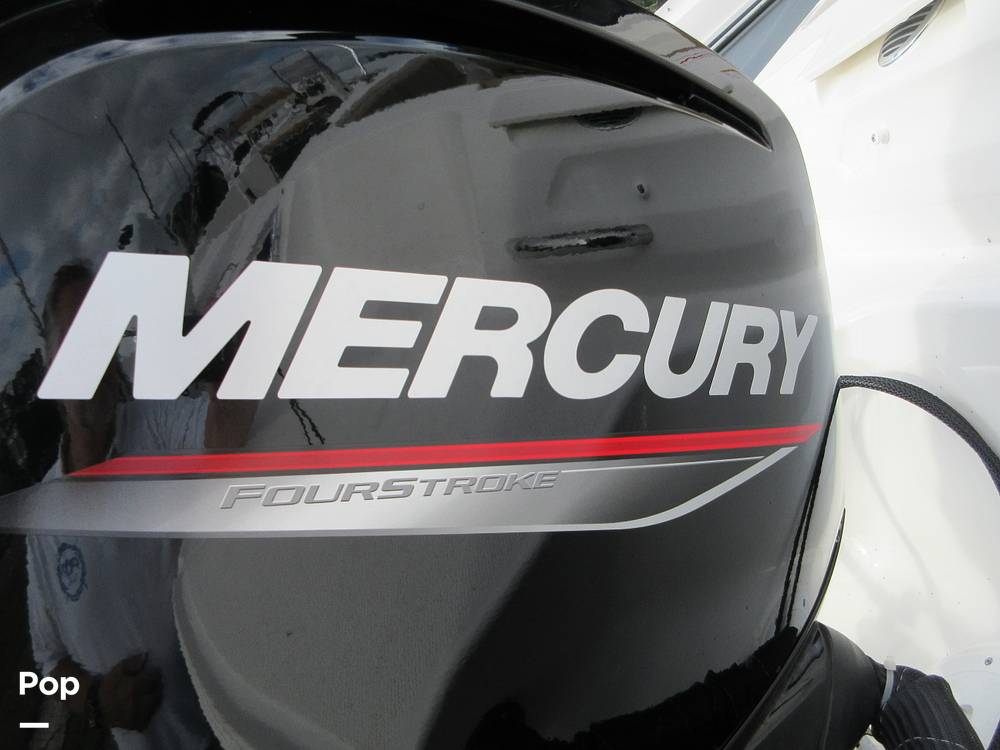 Slide: The Image of Bayliner VR4 2024 - 15451936