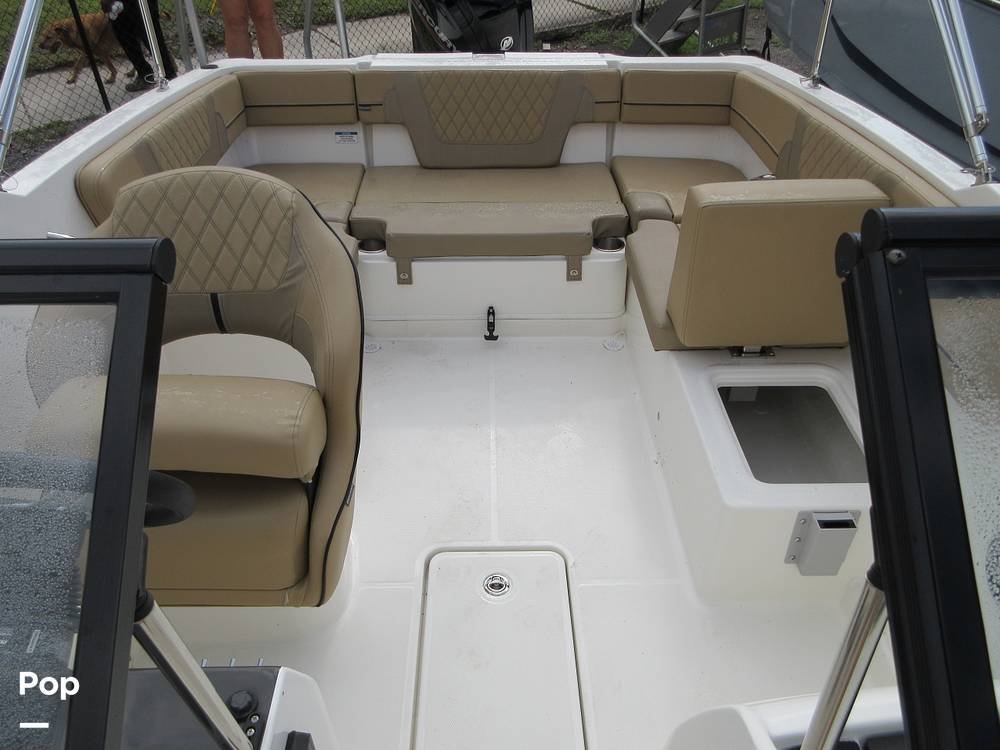 Slide: The Image of Bayliner VR4 2024 - 15451942