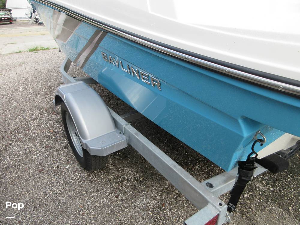 Slide: The Image of Bayliner VR4 2024 - 15451952