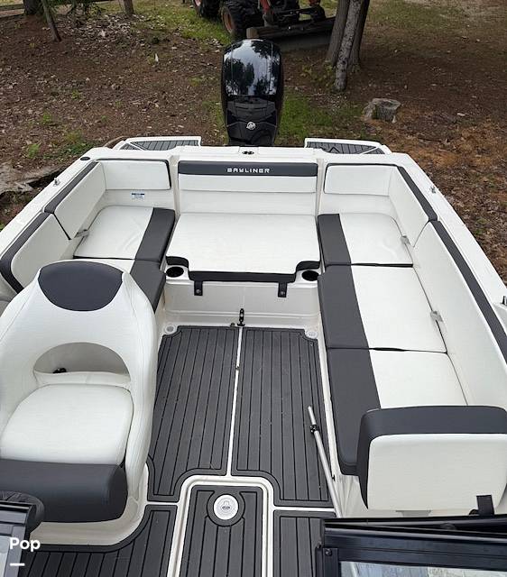 Slide: The Image of Bayliner VR4 BR 2022 - 15636196