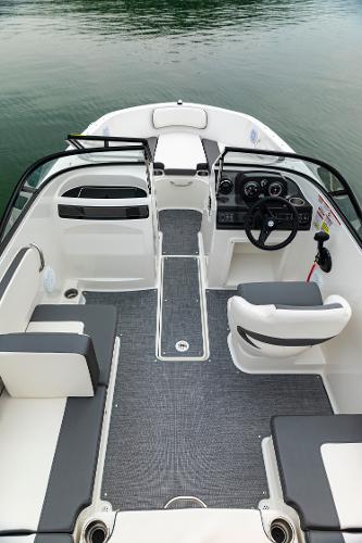 Slide: The Image of Bayliner VR4 OB 2023 - 9