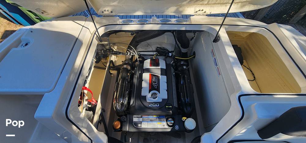 Slide: The Image of Bayliner VR5 2019 - 103