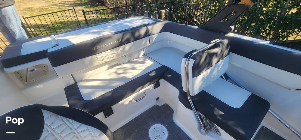 Slide: The Image of Bayliner VR5 2019 - 44