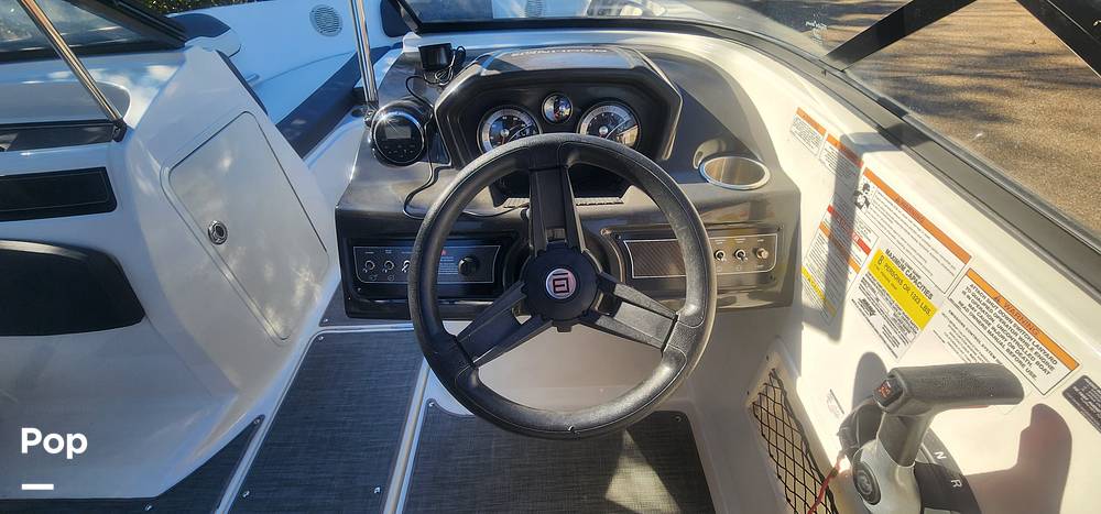 Slide: The Image of Bayliner VR5 2019 - 56