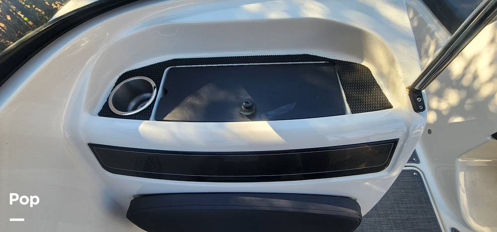 Slide: The Image of Bayliner VR5 2019 - 73