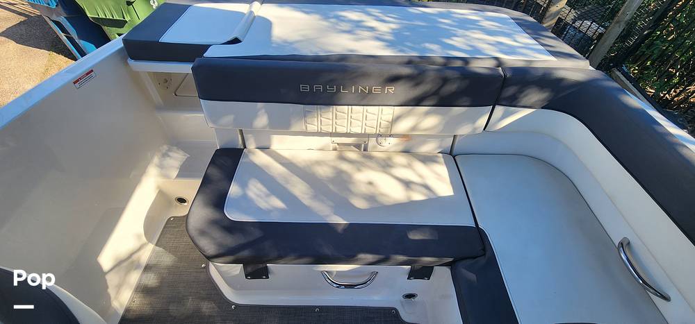 Slide: The Image of Bayliner VR5 2019 - 78