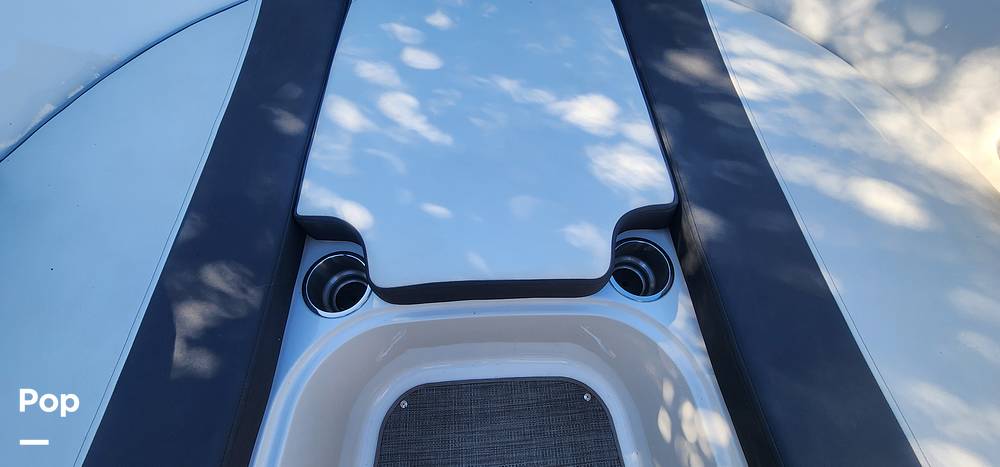 Slide: The Image of Bayliner VR5 2019 - 86
