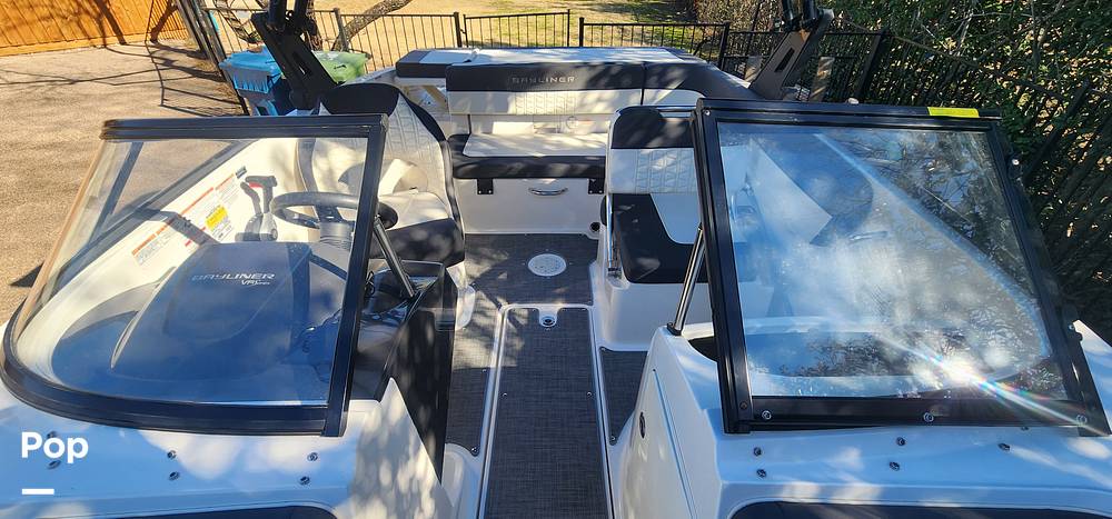 Slide: The Image of Bayliner VR5 2019 - 94
