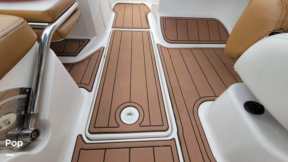 Slide: The Image of Bayliner VR5 2020 - 45