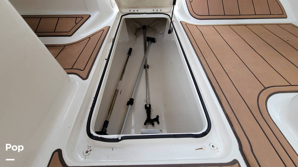 Slide: The Image of Bayliner VR5 2020 - 46