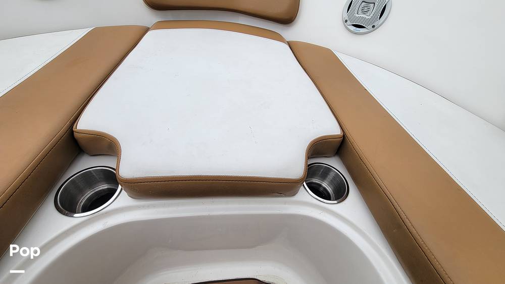 Slide: The Image of Bayliner VR5 2020 - 47