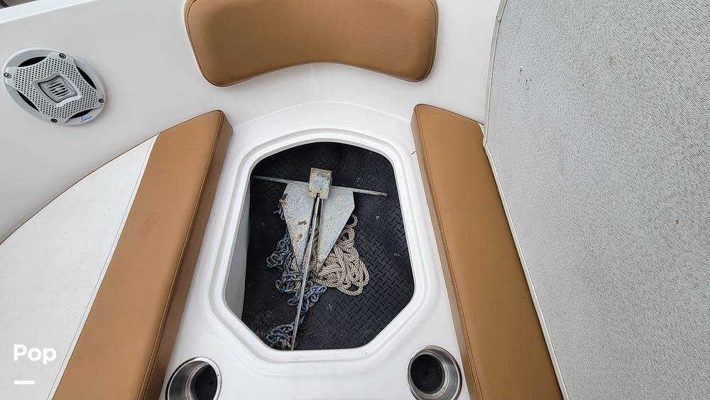 Slide: The Image of Bayliner VR5 2020 - 48