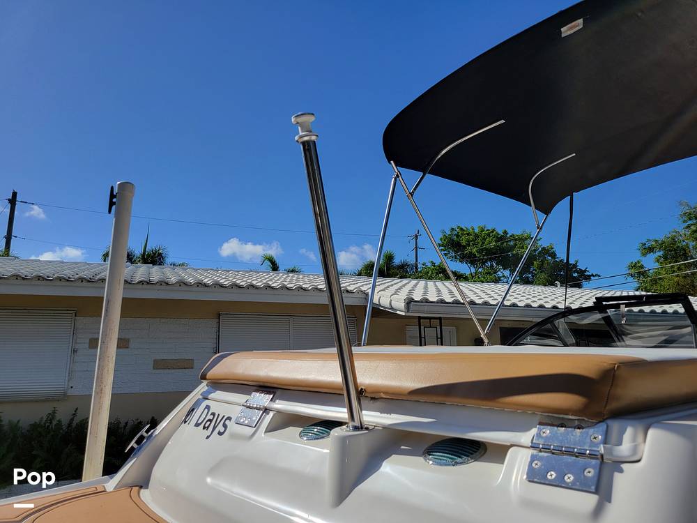 Slide: The Image of Bayliner VR5 2020 - 6