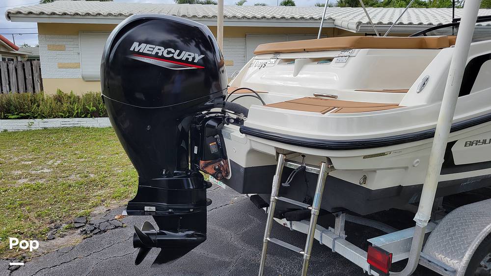 Slide: The Image of Bayliner VR5 2020 - 64