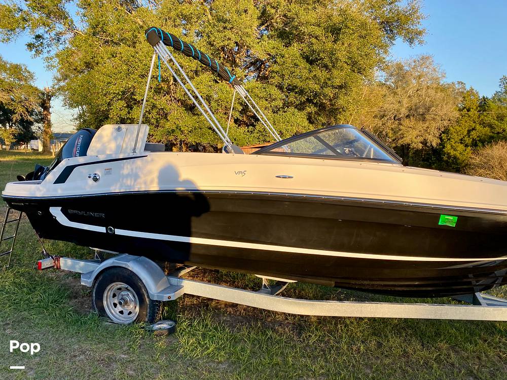 Slide: The Image of Bayliner VR5 2021 - 11868753