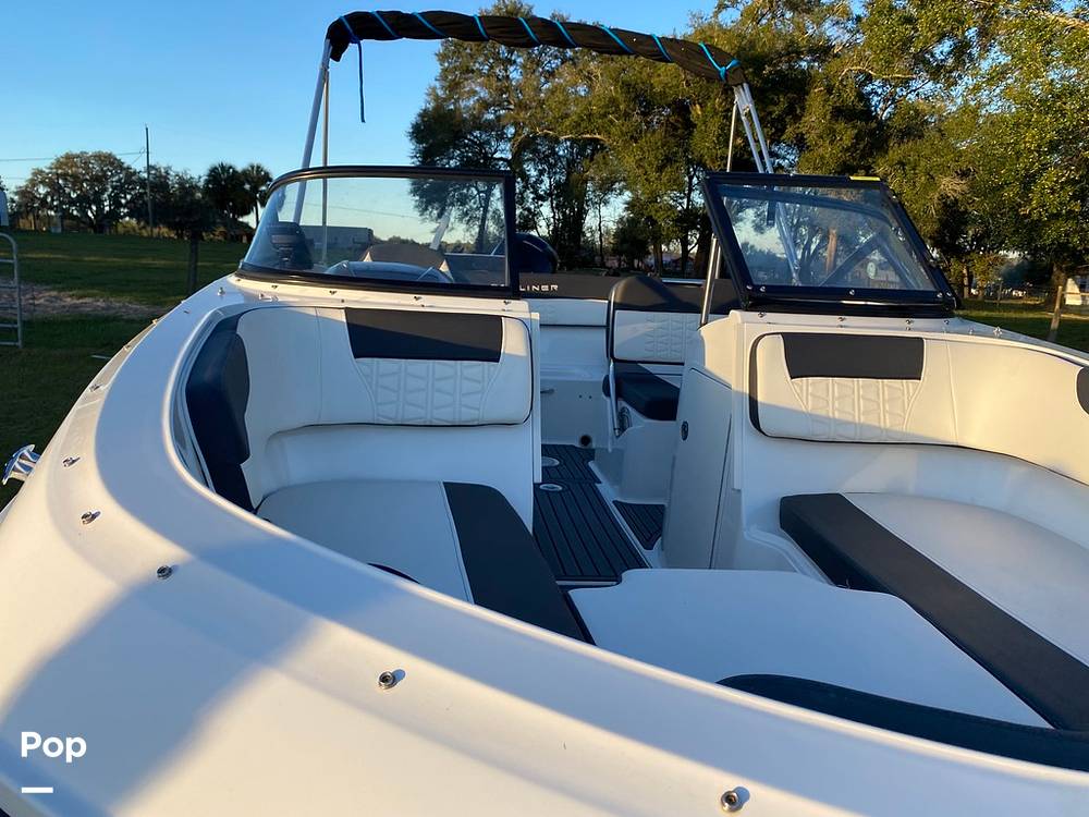 Slide: The Image of Bayliner VR5 2021 - 11868758