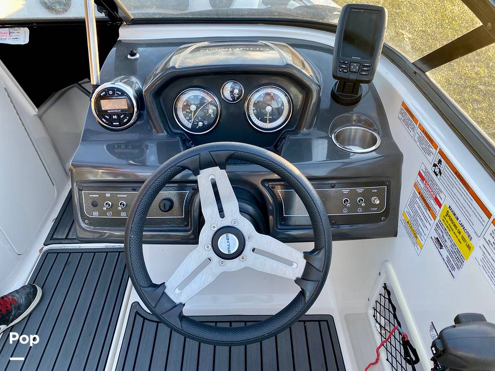 Slide: The Image of Bayliner VR5 2021 - 11868760