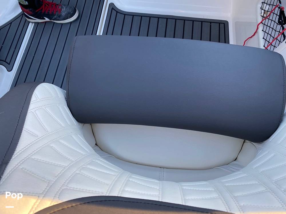 Slide: The Image of Bayliner VR5 2021 - 11868768