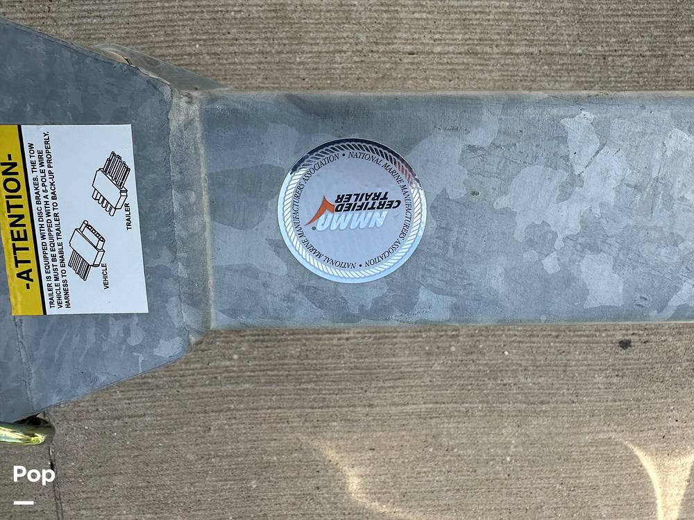 Slide: The Image of Bayliner VR5 2021 - 42