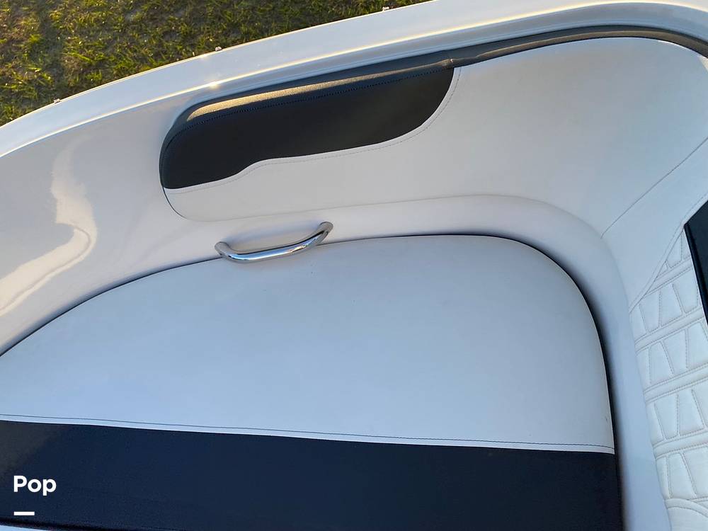 Slide: The Image of Bayliner VR5 2021 - 11868788
