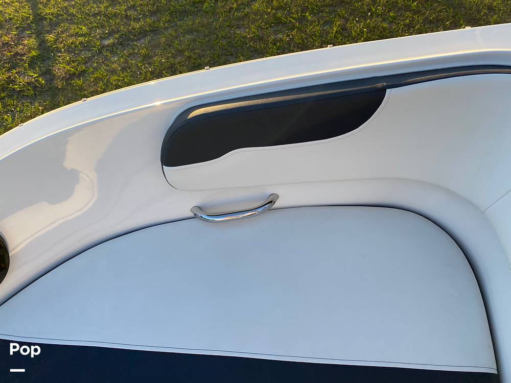 Slide: The Image of Bayliner VR5 2021 - 11868789