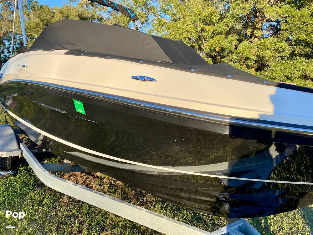 Slide: The Image of Bayliner VR5 2021 - 11868749
