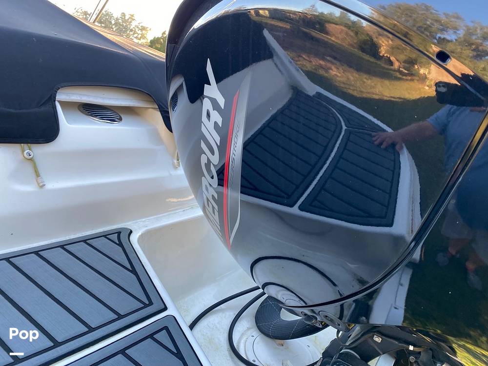 Slide: The Image of Bayliner VR5 2021 - 11868814