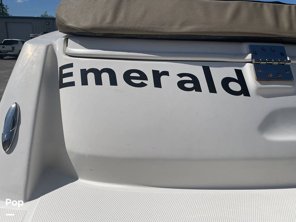 Slide: The Image of Bayliner VR5 OB 2023 - 15354850