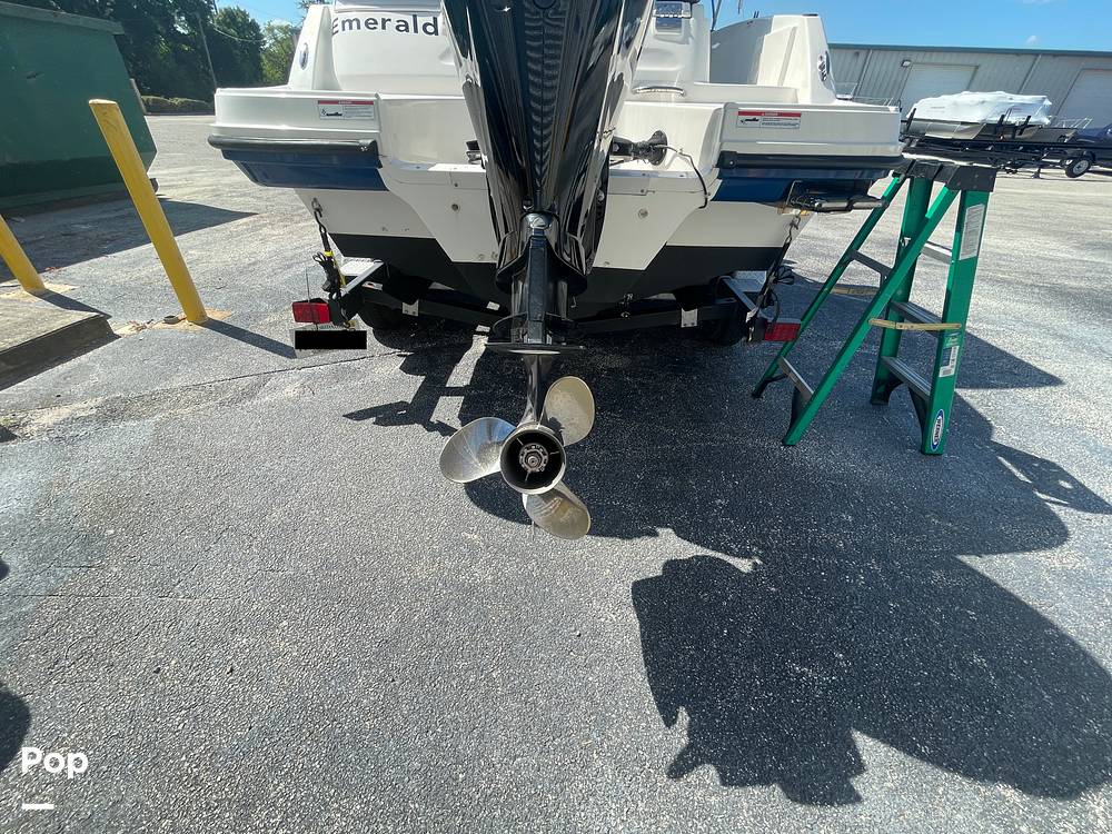 Slide: The Image of Bayliner VR5 OB 2023 - 15354864