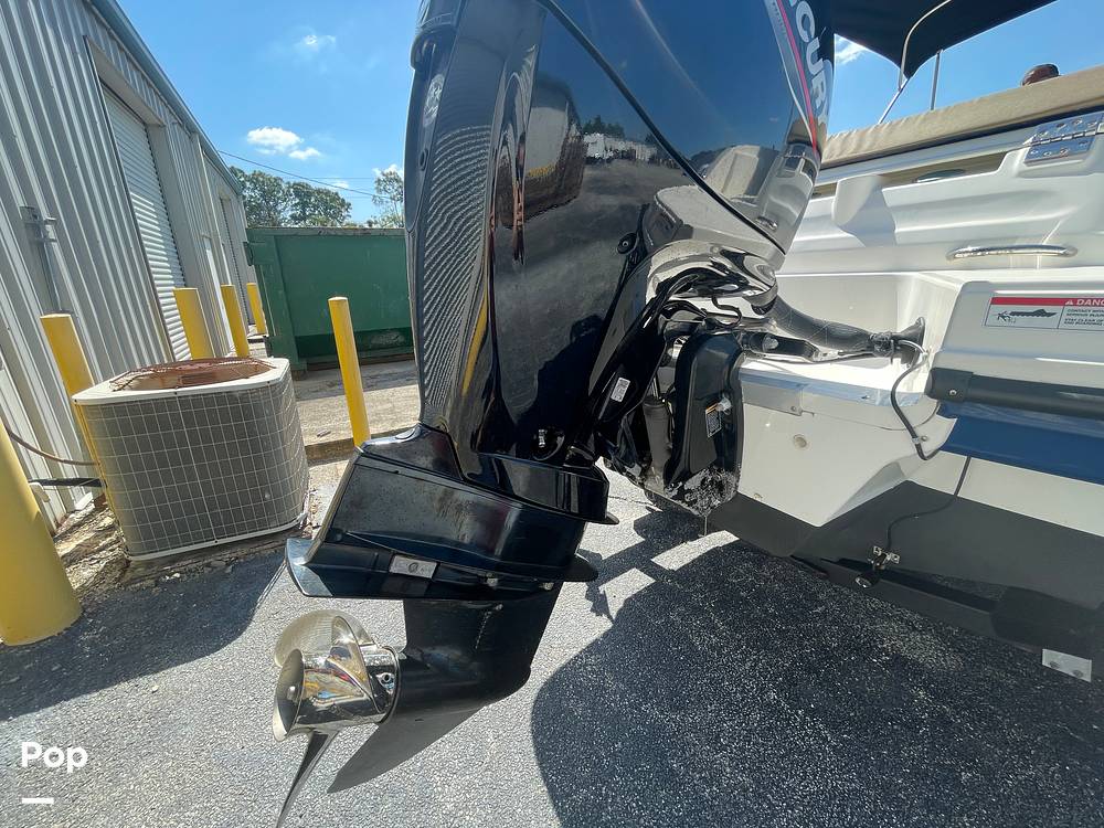 Slide: The Image of Bayliner VR5 OB 2023 - 15354867