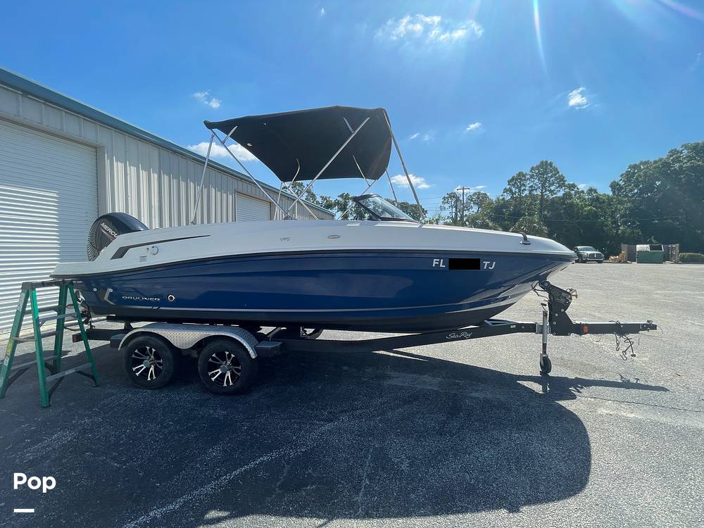 Slide: The Image of Bayliner VR5 OB 2023 - 15354875