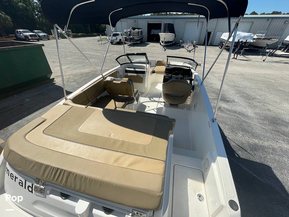 Slide: The Image of Bayliner VR5 OB 2023 - 15354881