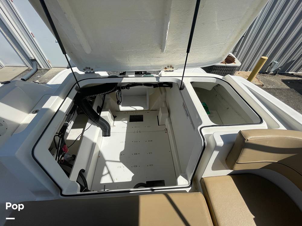 Slide: The Image of Bayliner VR5 OB 2023 - 15354893